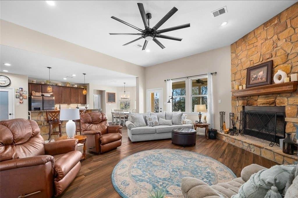 2.31 acres in Austin County gallery image 2