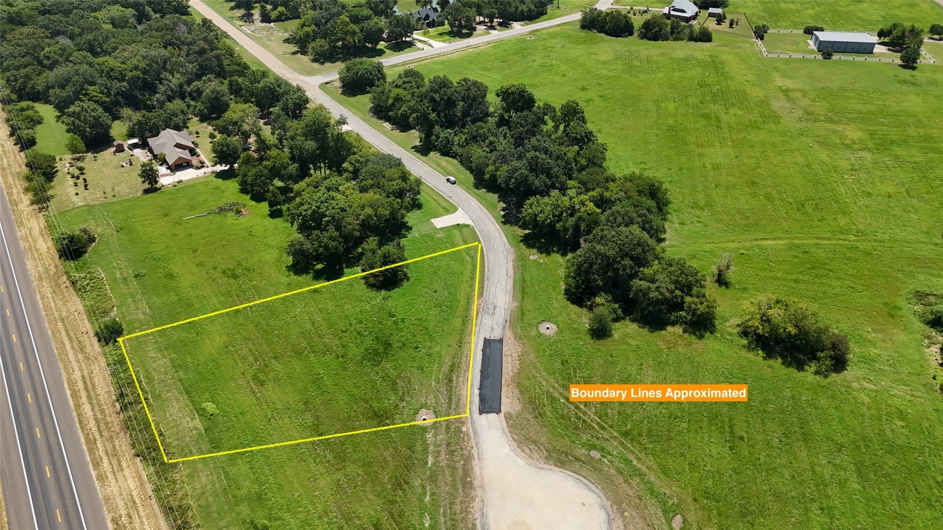 1.03 acres in Navarro County - photo 8