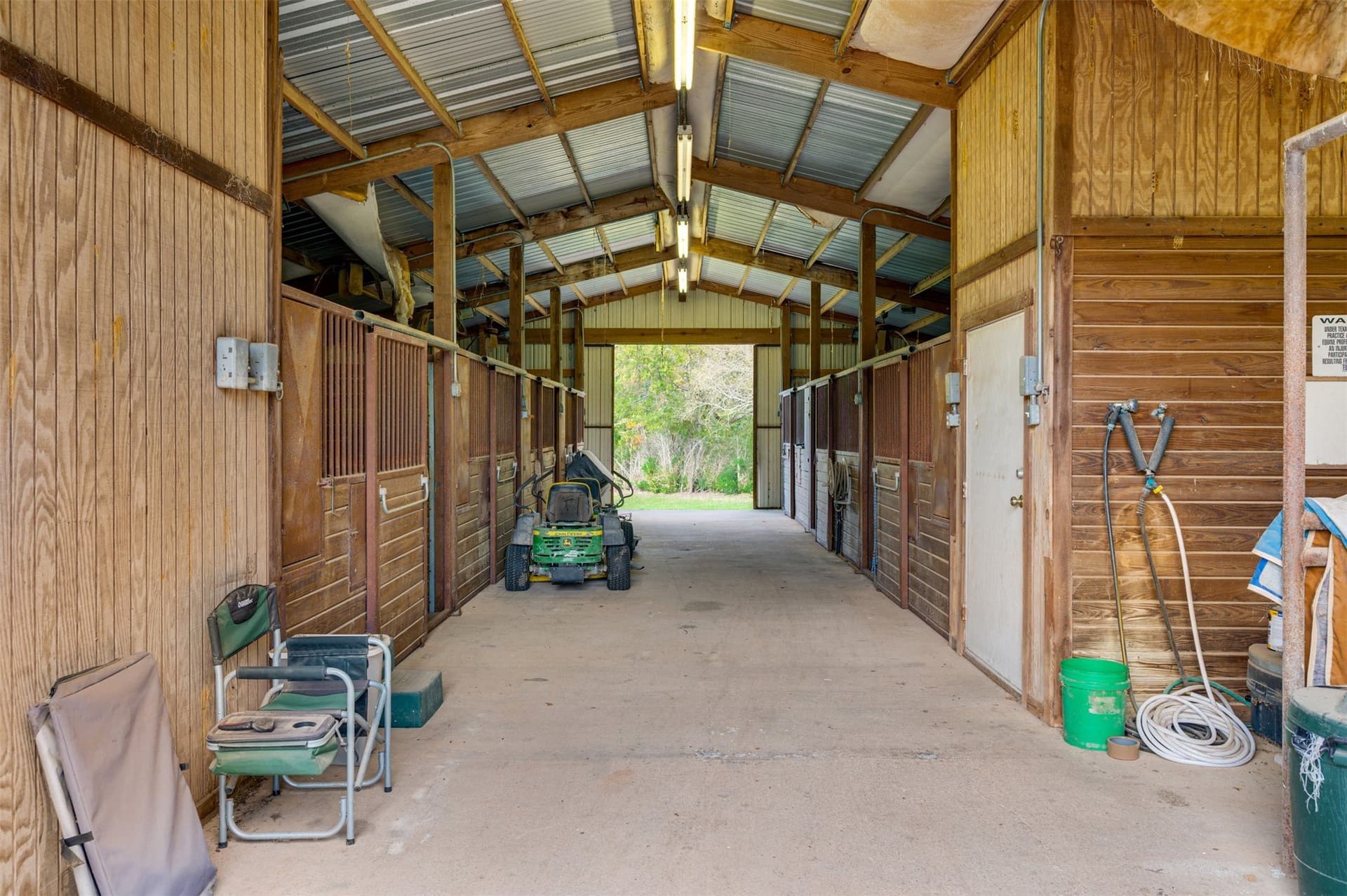 22.99 acres in Anderson County - photo 32