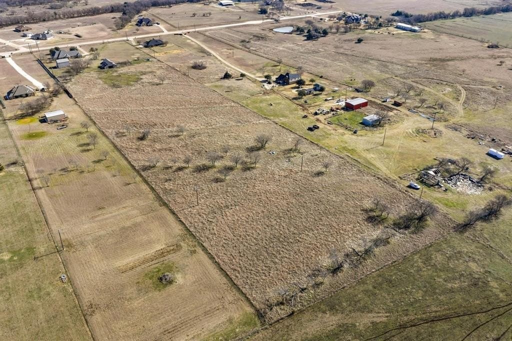 10.26 acres in Ellis County gallery image 2
