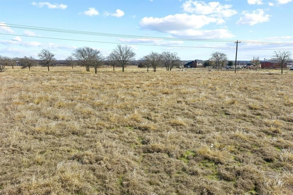 10.26 acres in Ellis County featured view