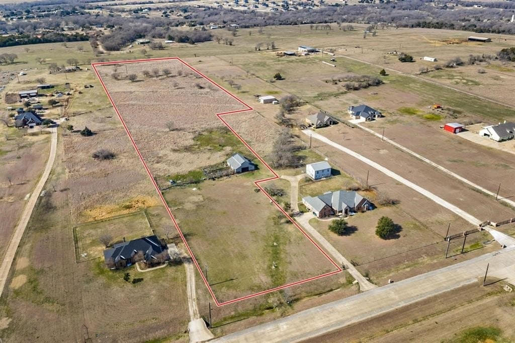 10.26 acres in Ellis County gallery image 3