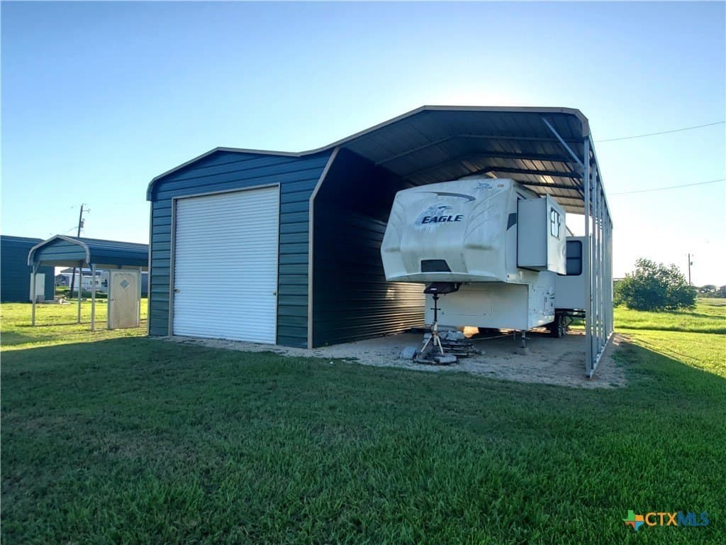 0.32 acres in Calhoun County