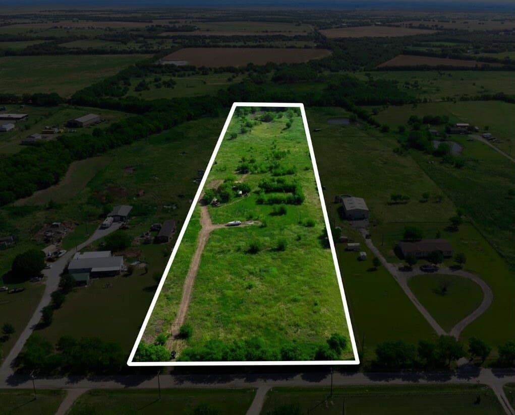 10 acres in Denton County