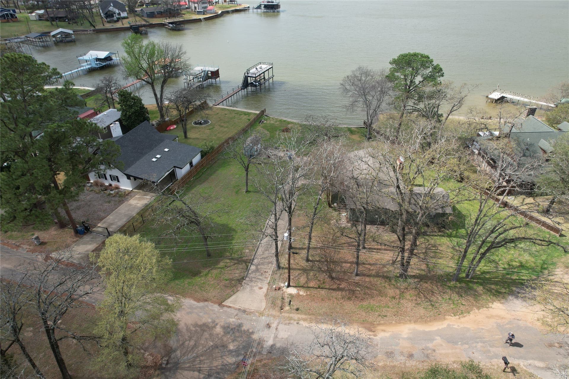 0.47 acres in Henderson County - photo 7