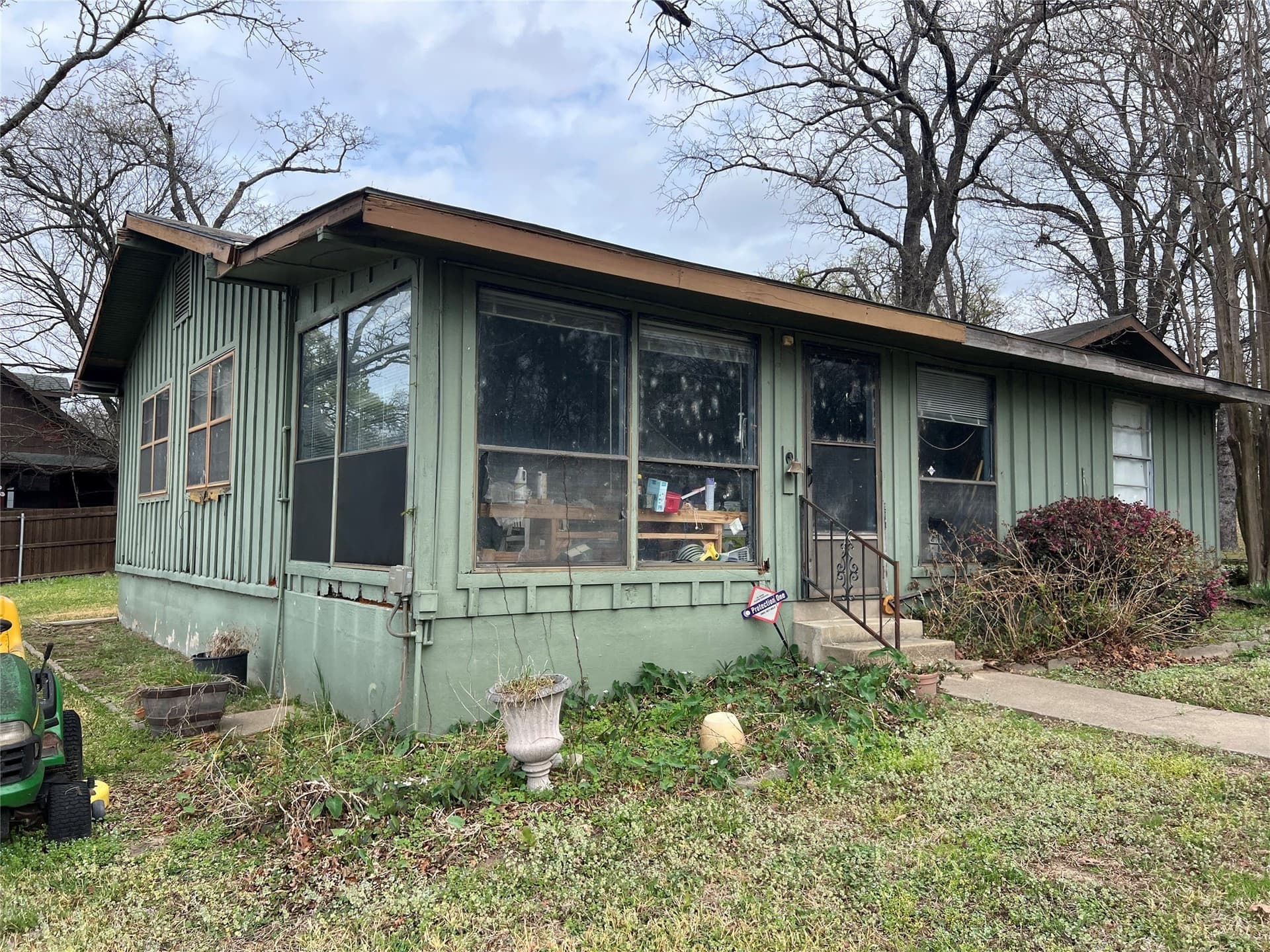 0.47 acres in Henderson County - photo 15
