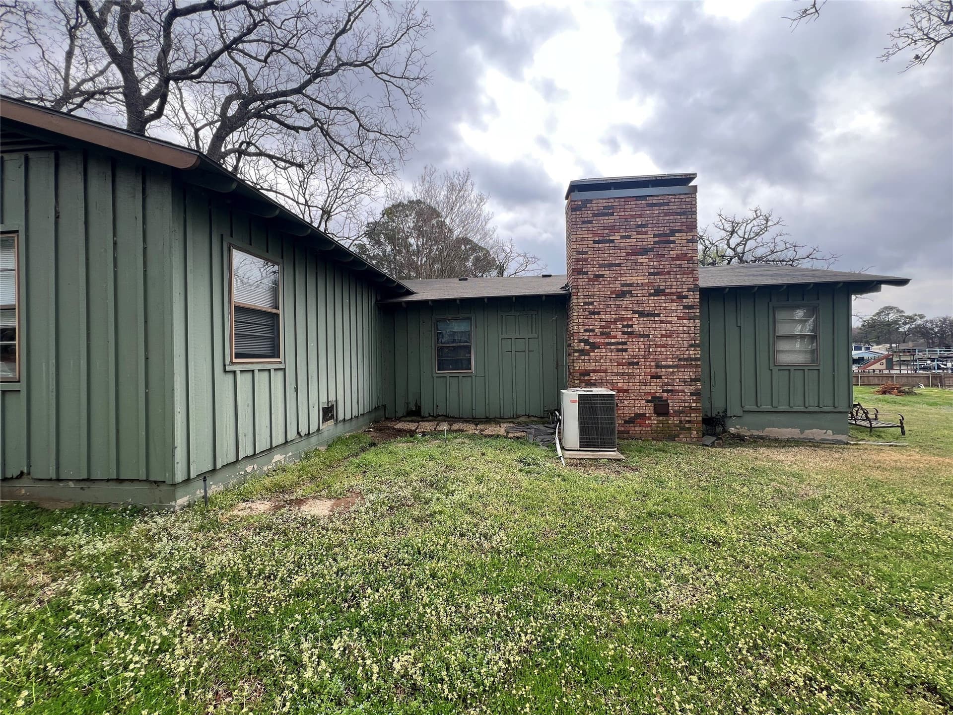 0.47 acres in Henderson County - photo 20