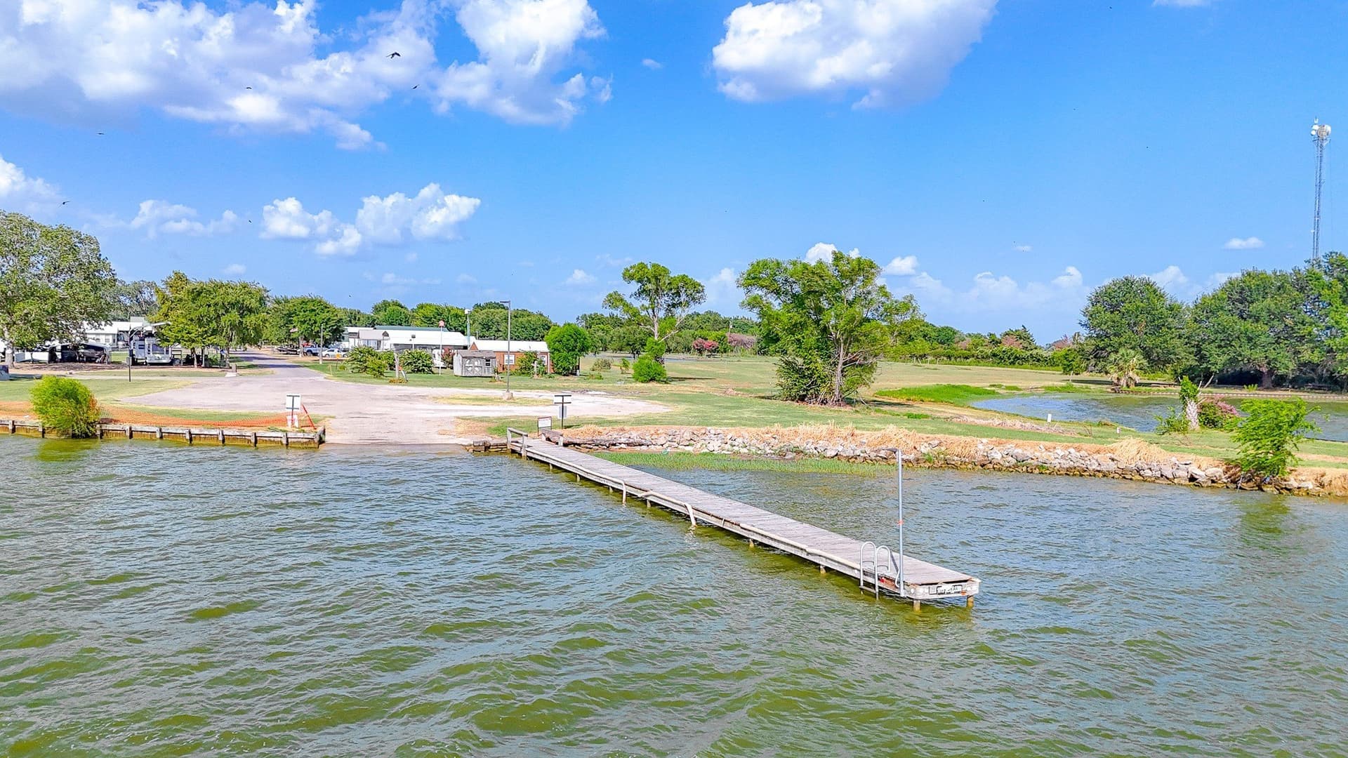 0.1 acres in Navarro County - photo 8