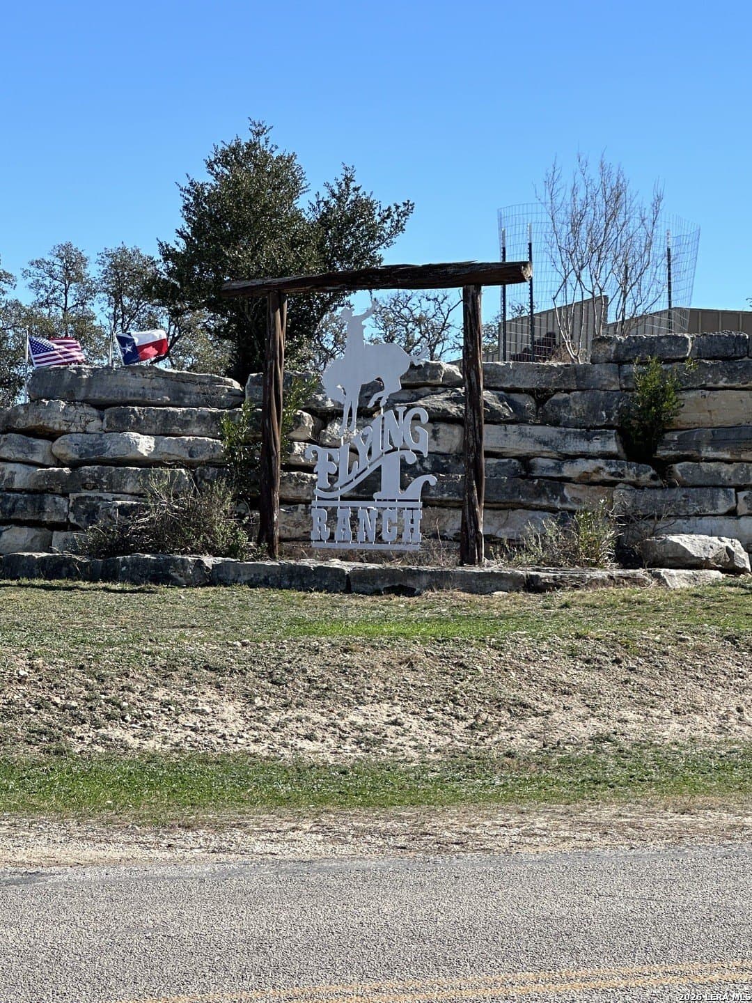 0.24 acres in Bandera County - photo 13