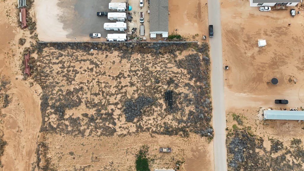 1.01 acres in Midland County gallery image 2