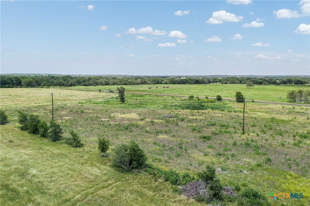 1.94 acres in Gonzales County - photo 11