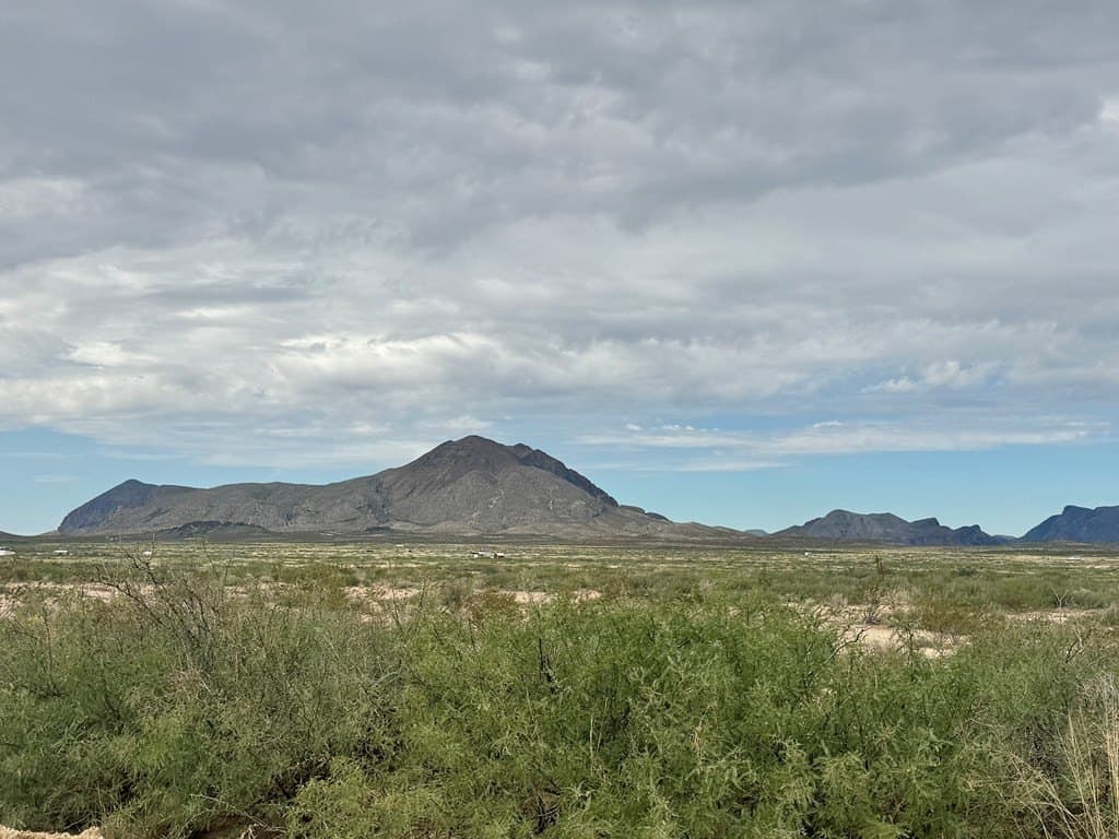 20 acres in Brewster County gallery image 3