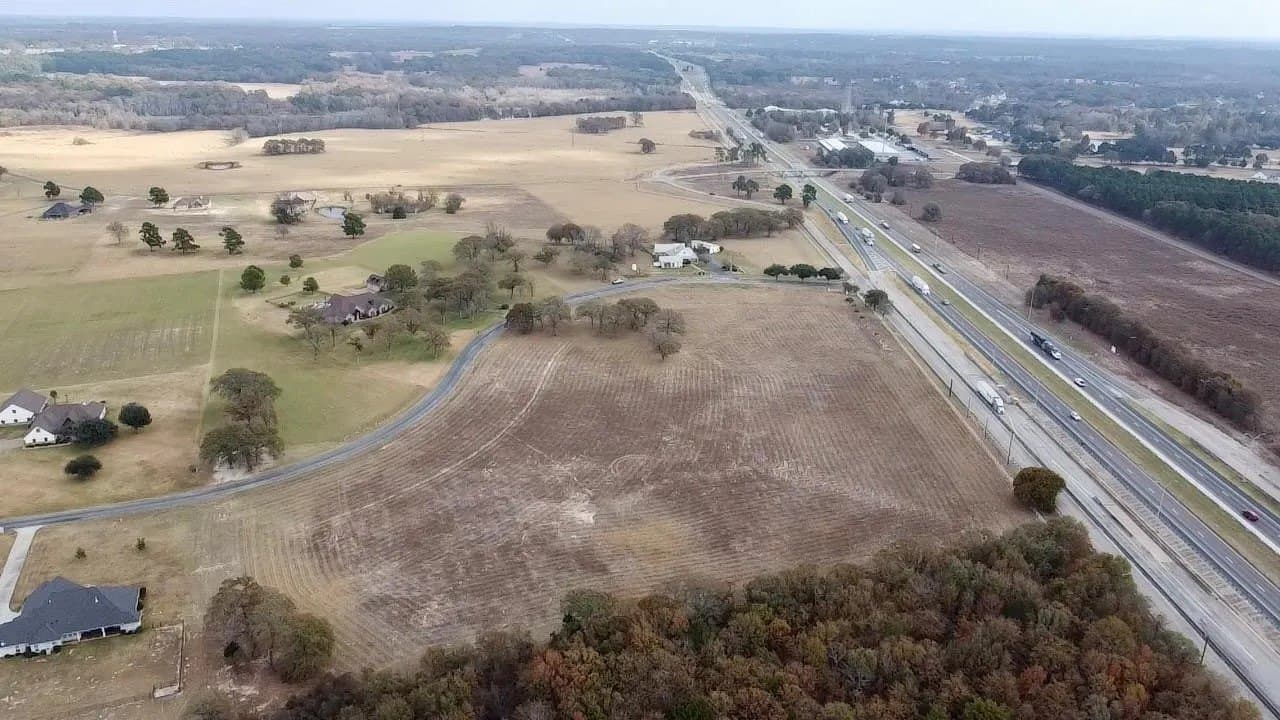 5.01 acres in Smith County - photo 14