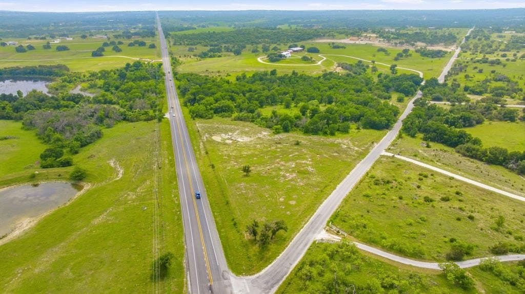 14 acres in Erath County gallery image 4