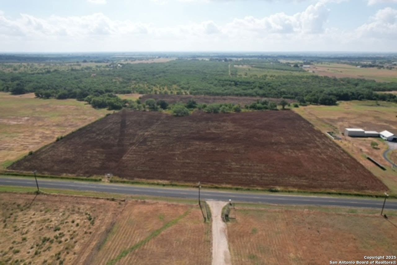 17 acres in Bexar County - photo 9