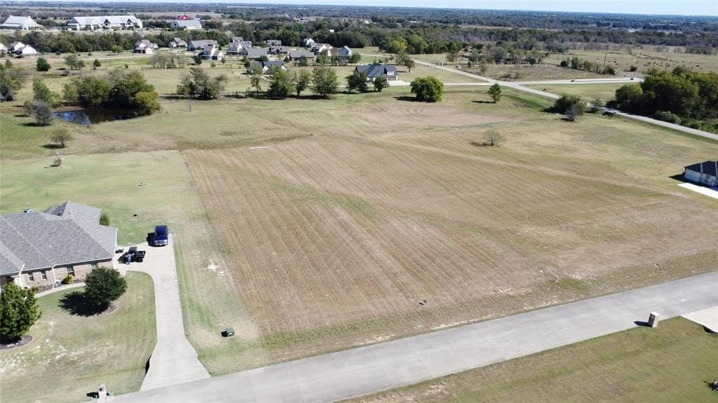1.12 acres in Kaufman County gallery image 2