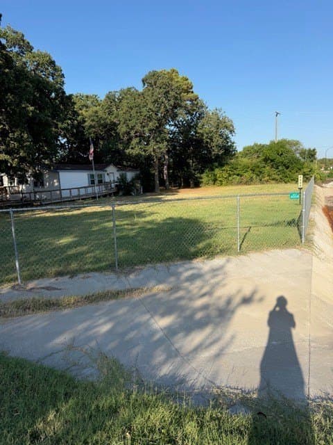 1 acres in Tarrant County - photo 9