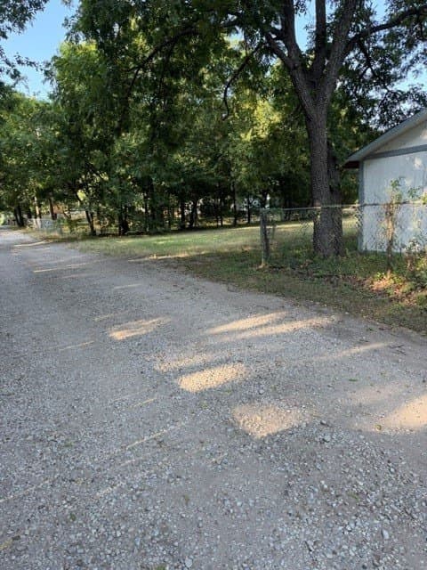 1 acres in Tarrant County - photo 5
