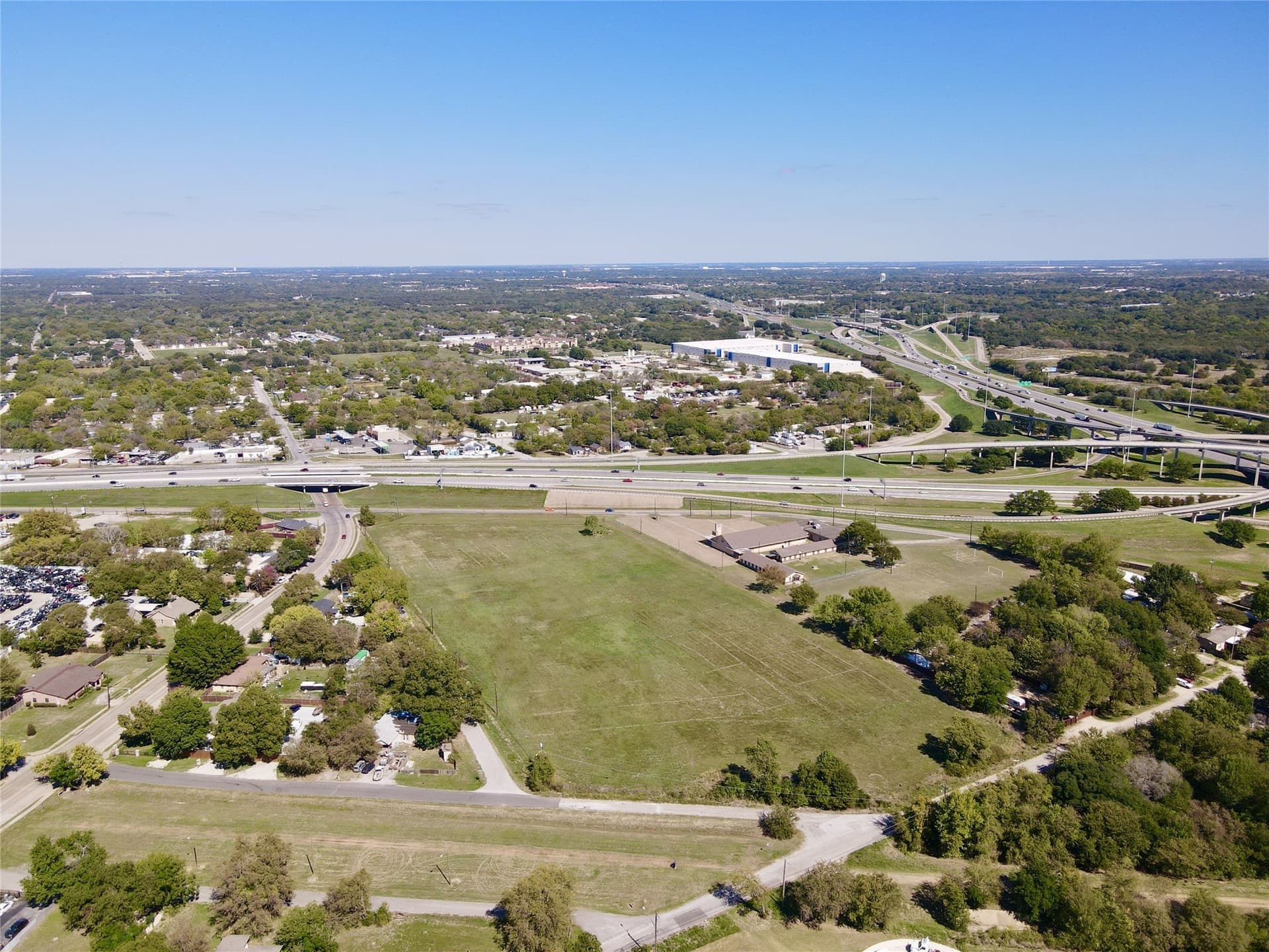 8.53 acres in Dallas County gallery image 3