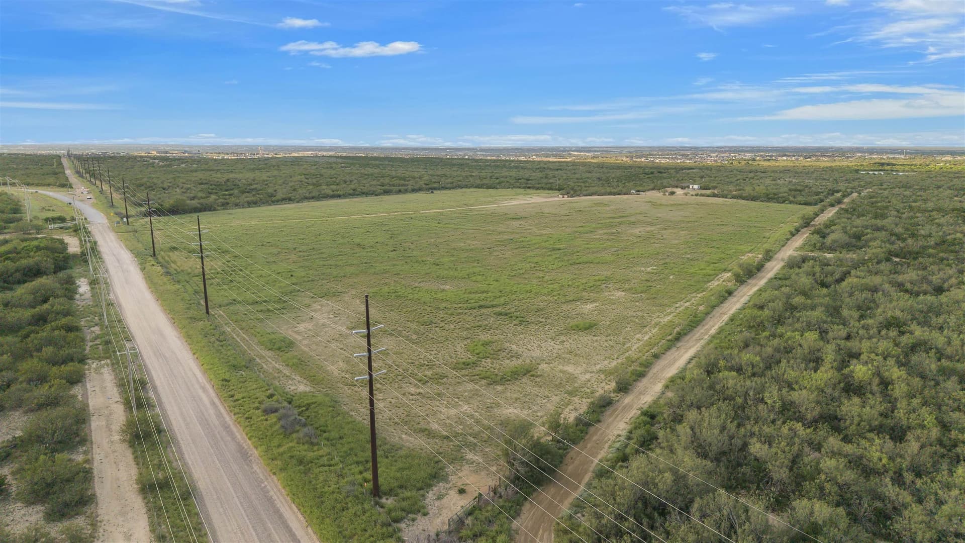 5 acres in Webb County gallery image 2
