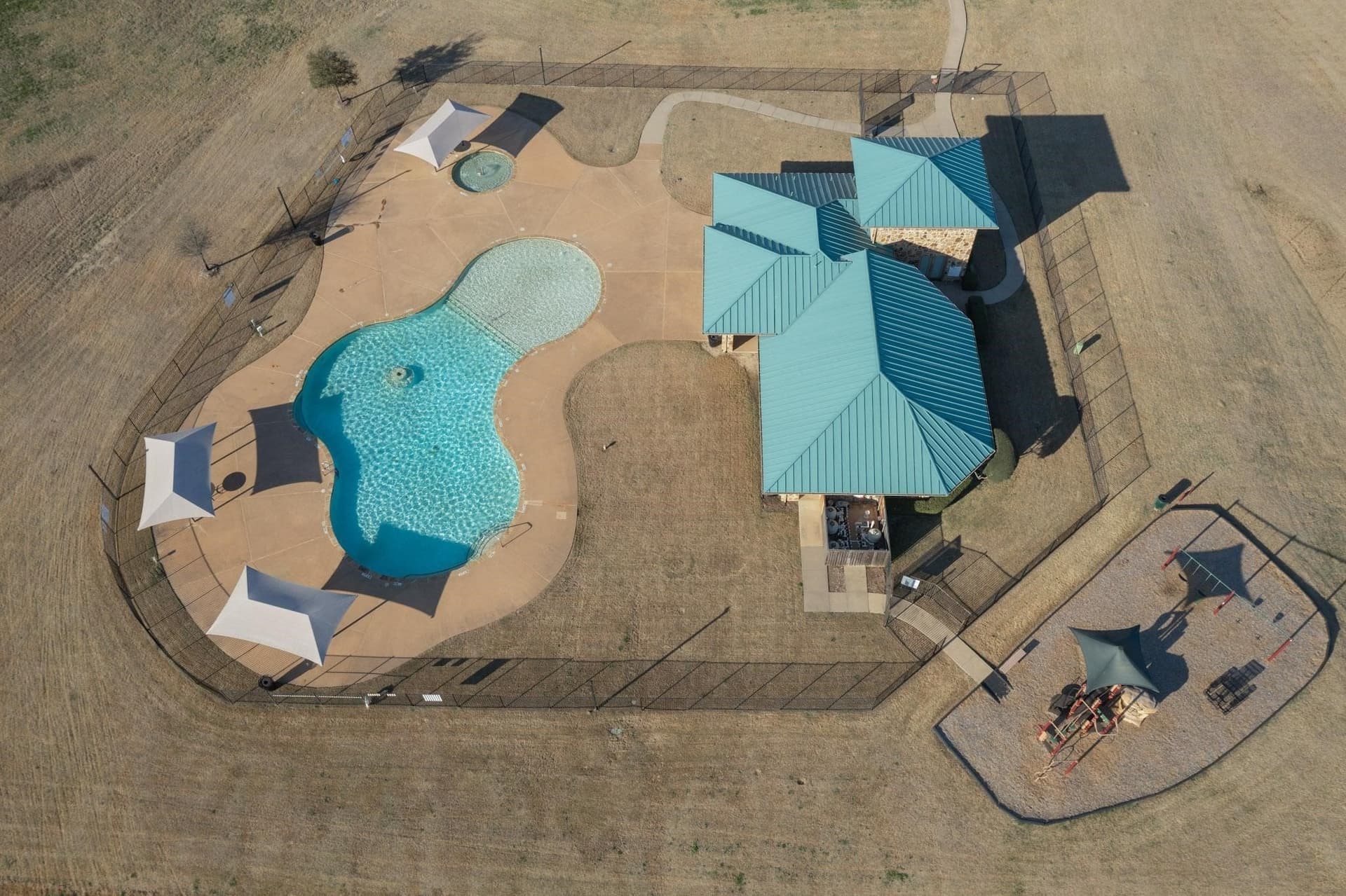 1.02 acres in Dallas County gallery image 3