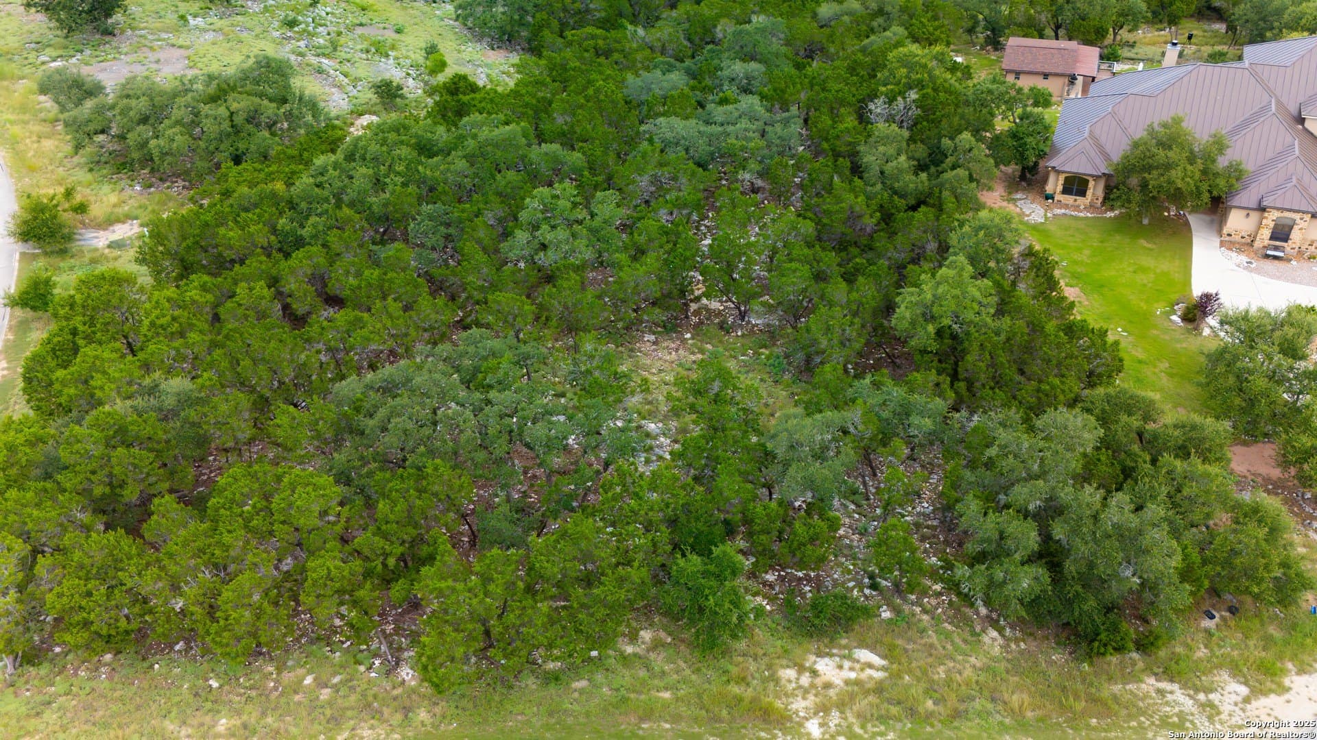 1.42 acres in Comal County - photo 9