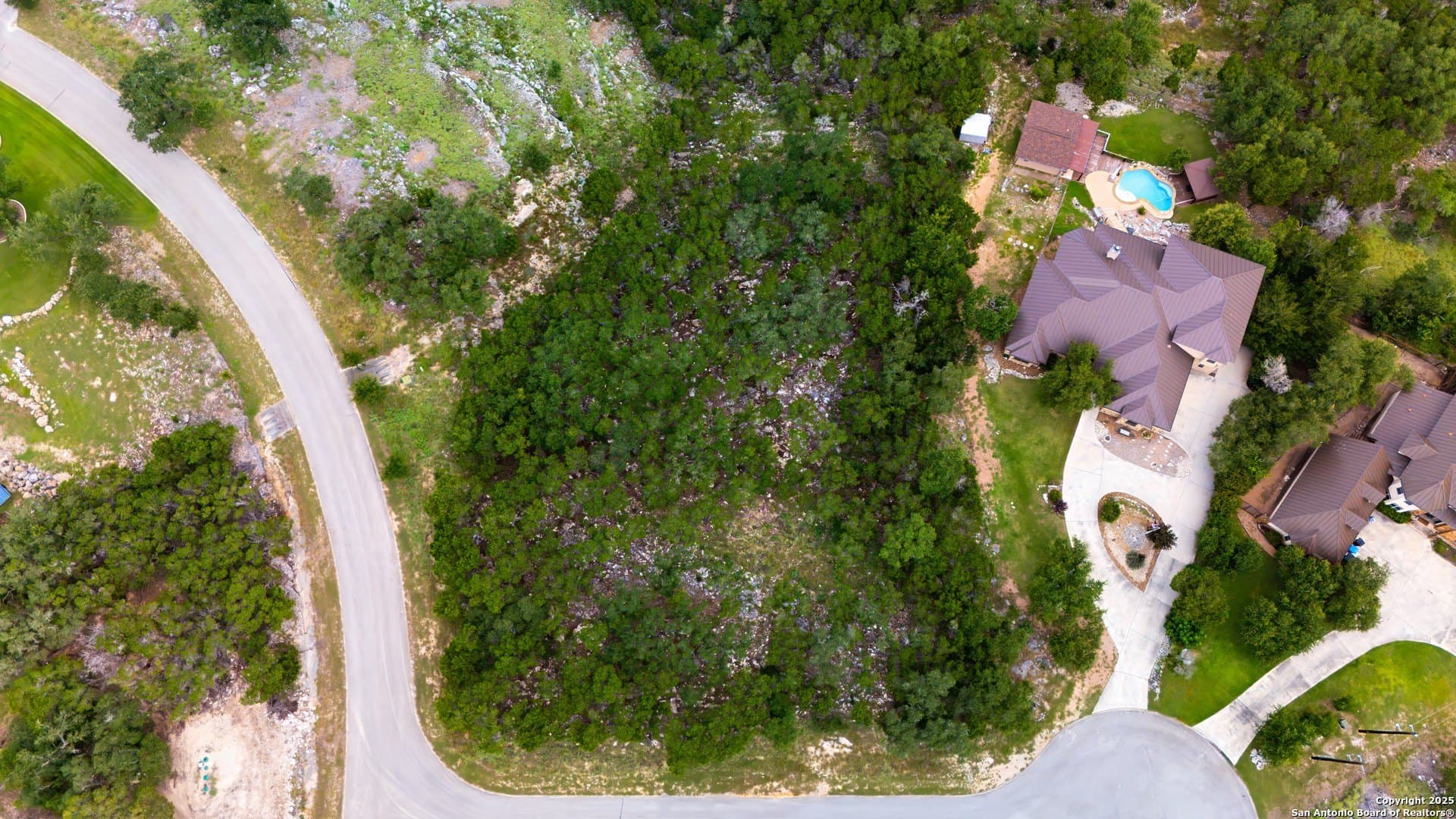 1.42 acres in Comal County - photo 10