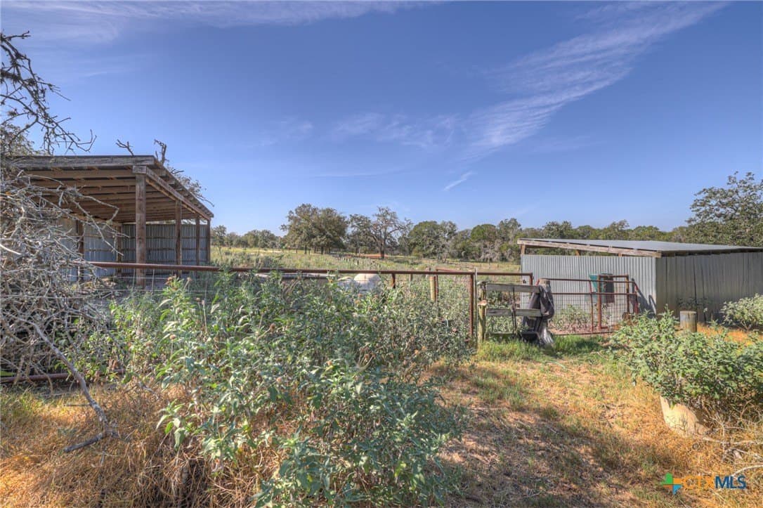 6.68 acres in Guadalupe County - photo 6