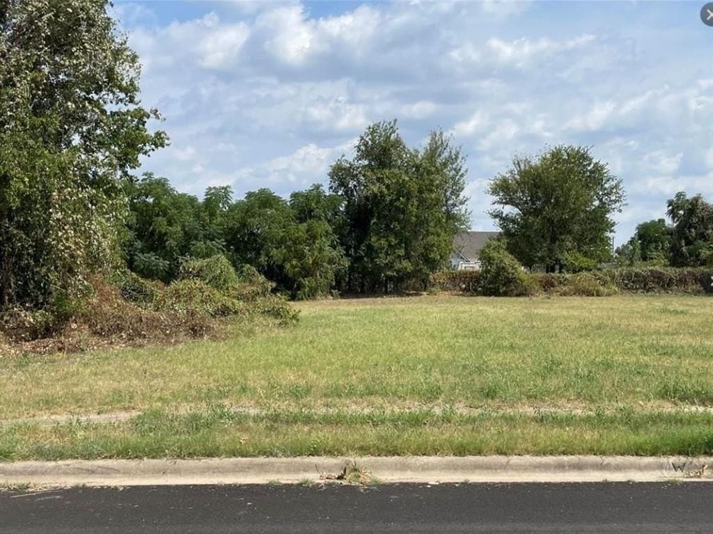 0.47 acres in McLennan County