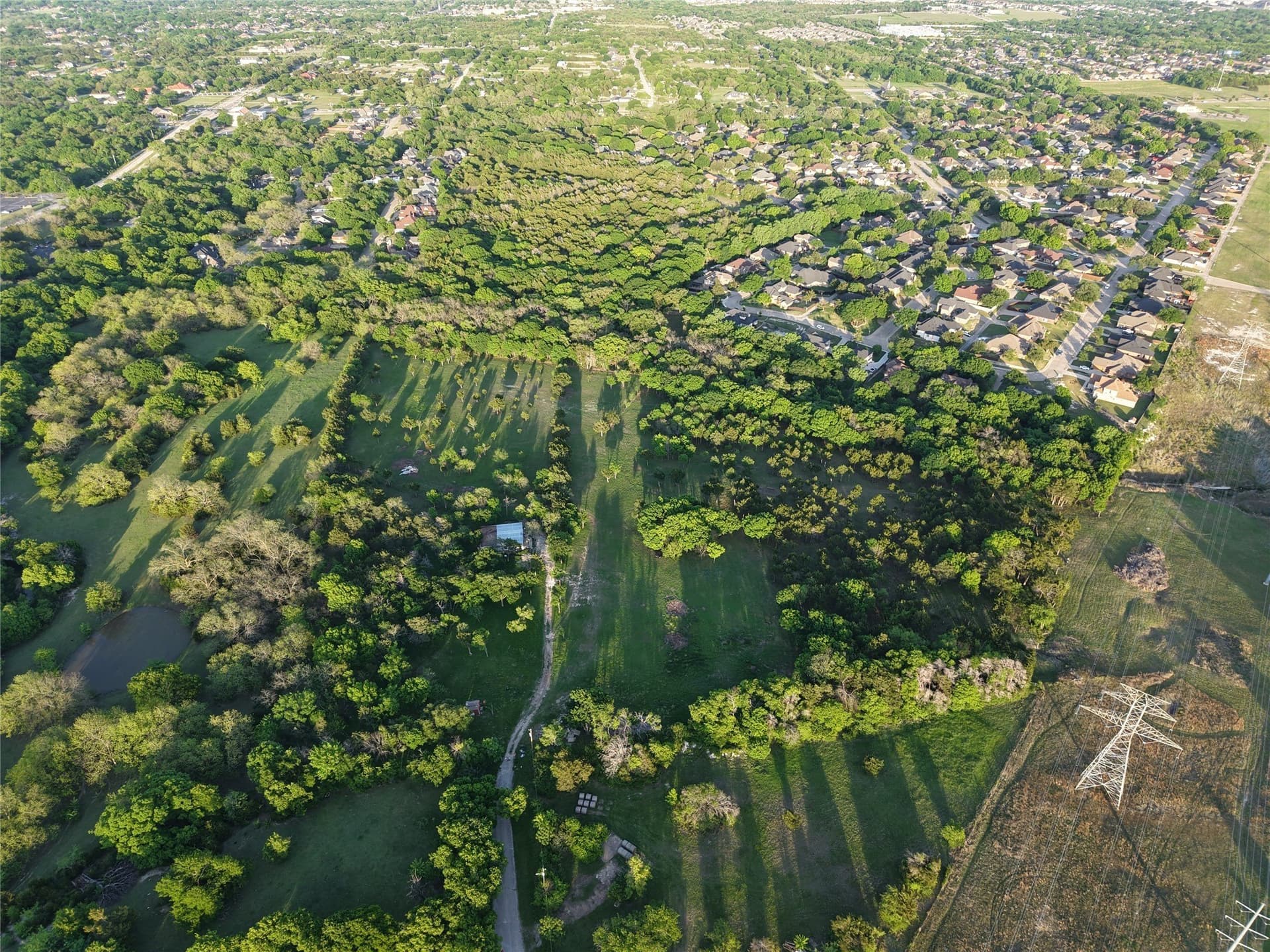 23.24 acres in Dallas County gallery image 2