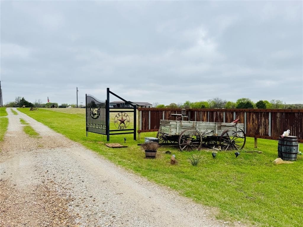 16.8 acres in Grayson County gallery image 2