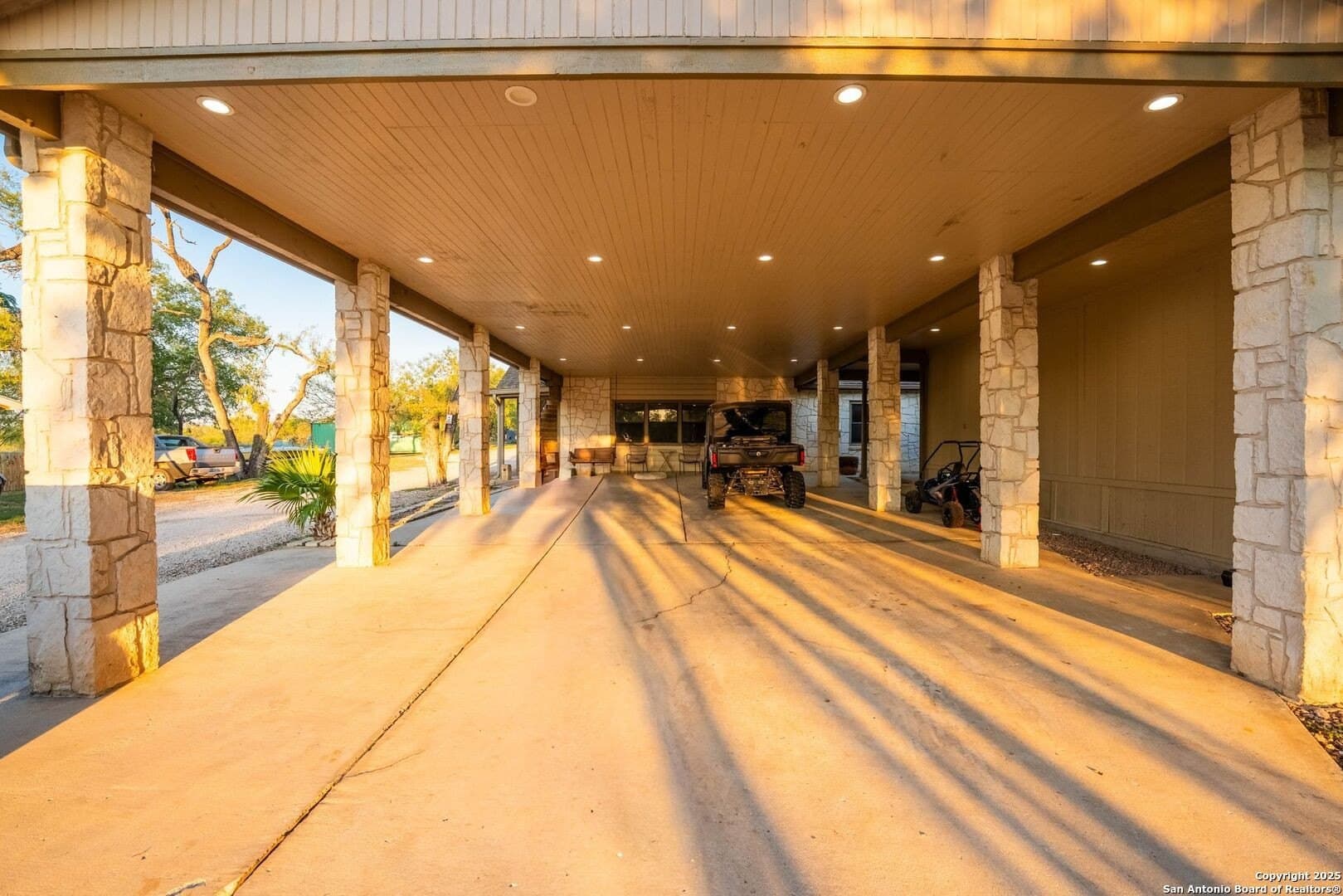 18.5 acres in Bexar County - photo 4