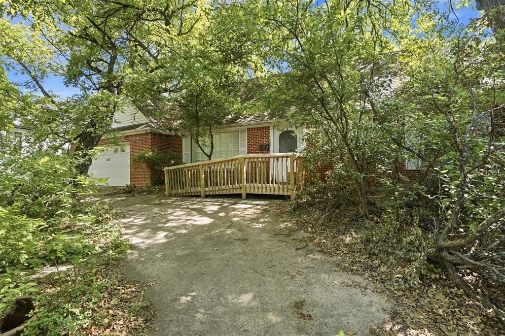 0.24 acres in Tarrant County featured view