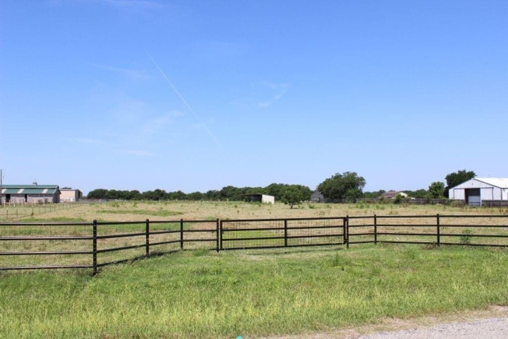 5.2 acres in Grayson County