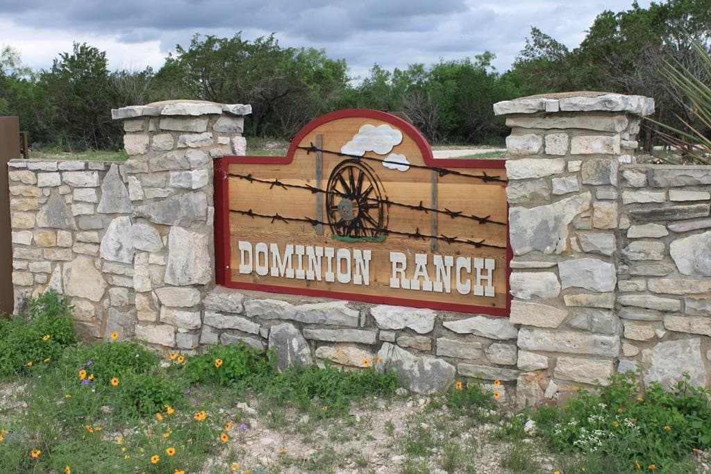 100 acres in Edwards County