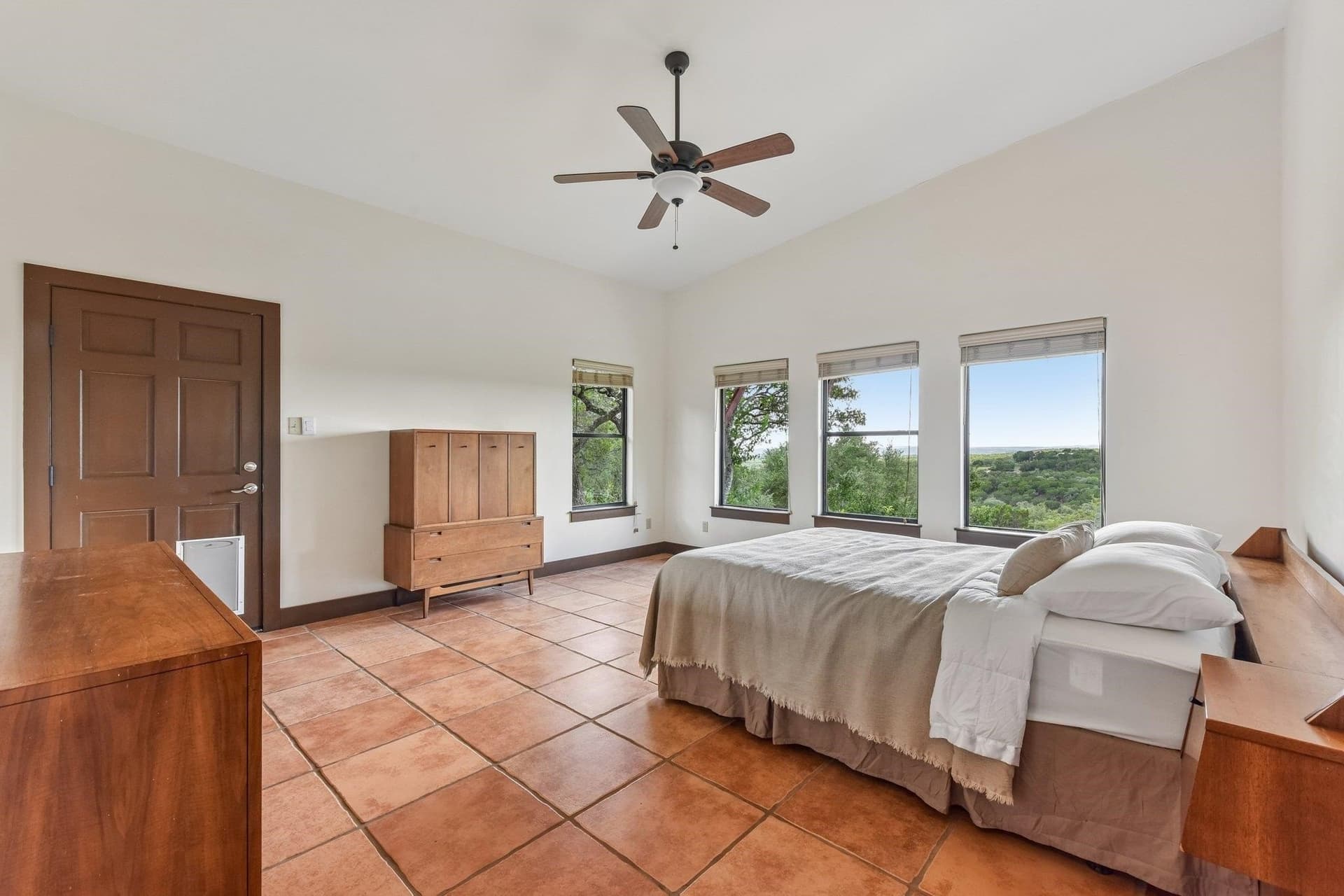 11.42 acres in Travis County - photo 10