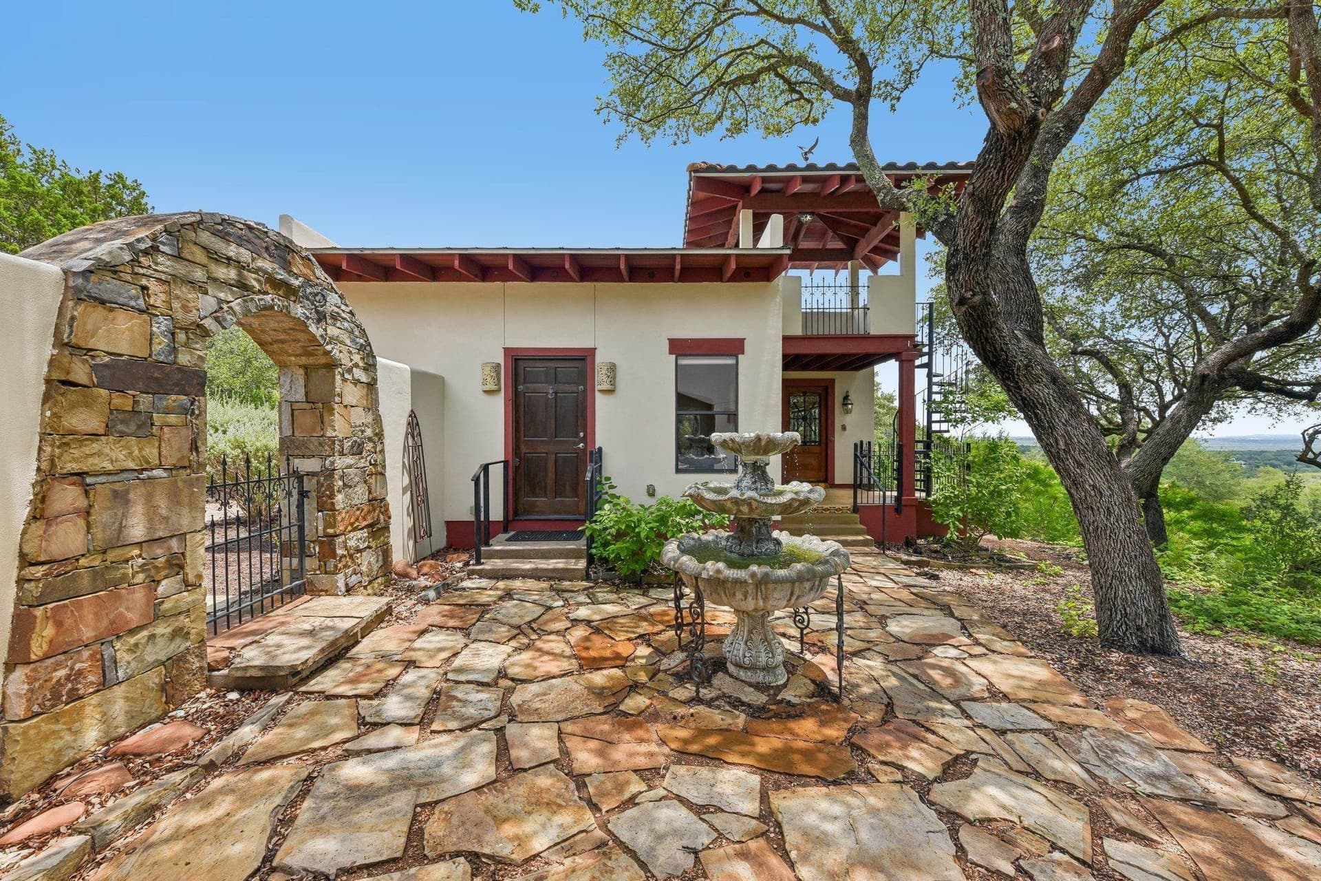 11.42 acres in Travis County gallery image 2