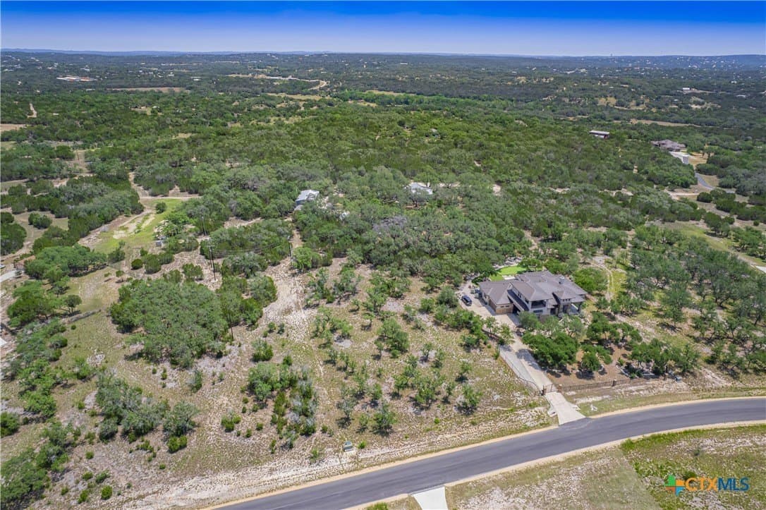 1.04 acres in Comal County gallery image 4