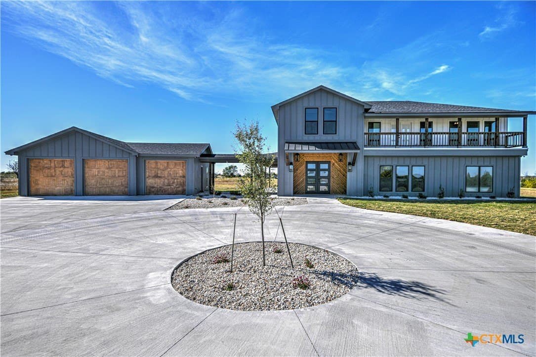 11.01 acres in McLennan County