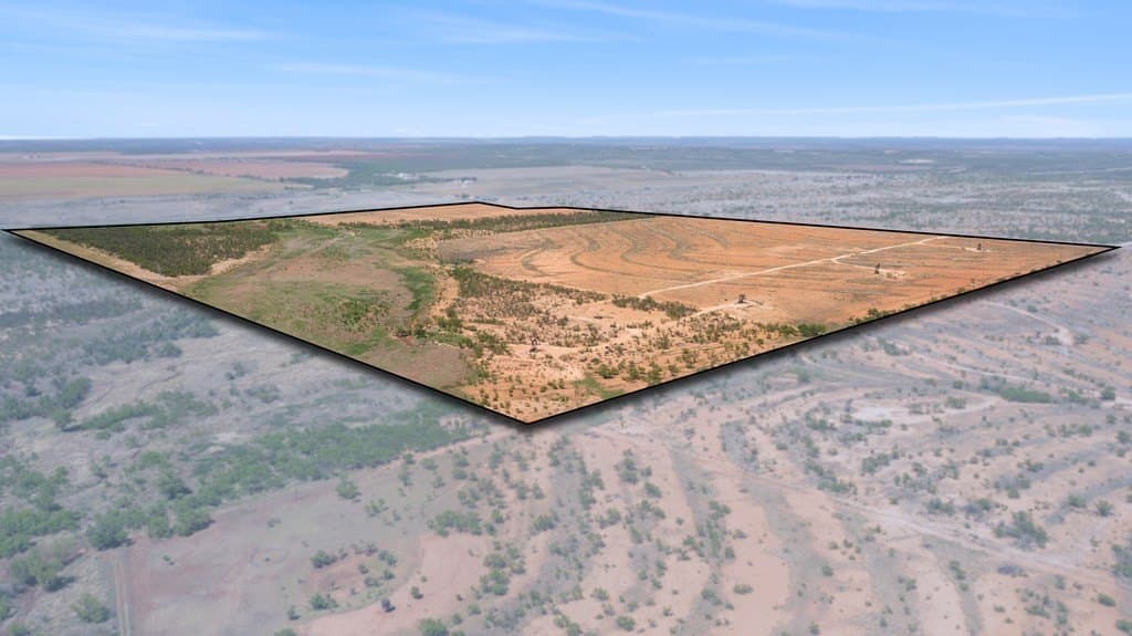 215.59 acres in Howard County - photo 16