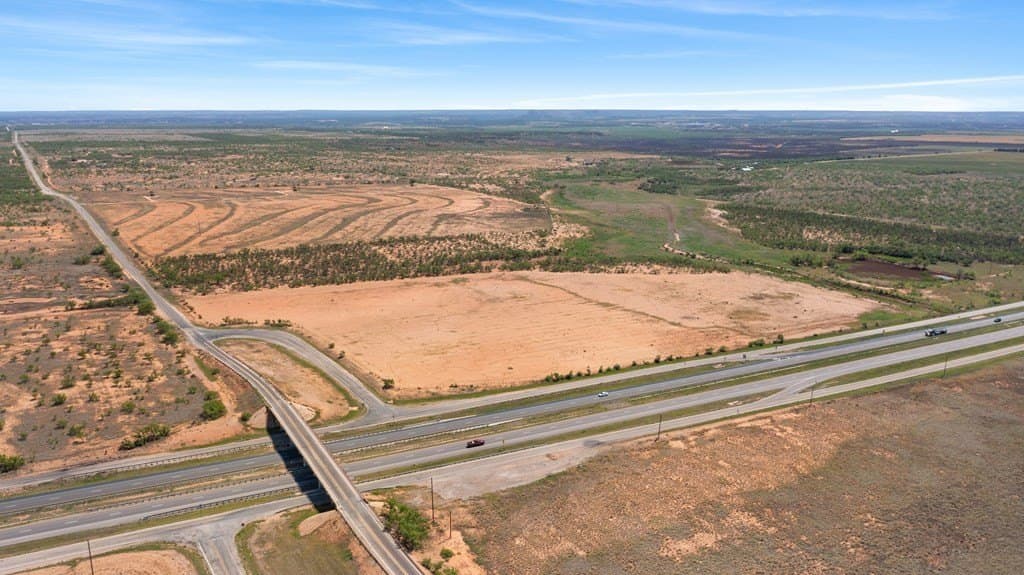 215.59 acres in Howard County - photo 8