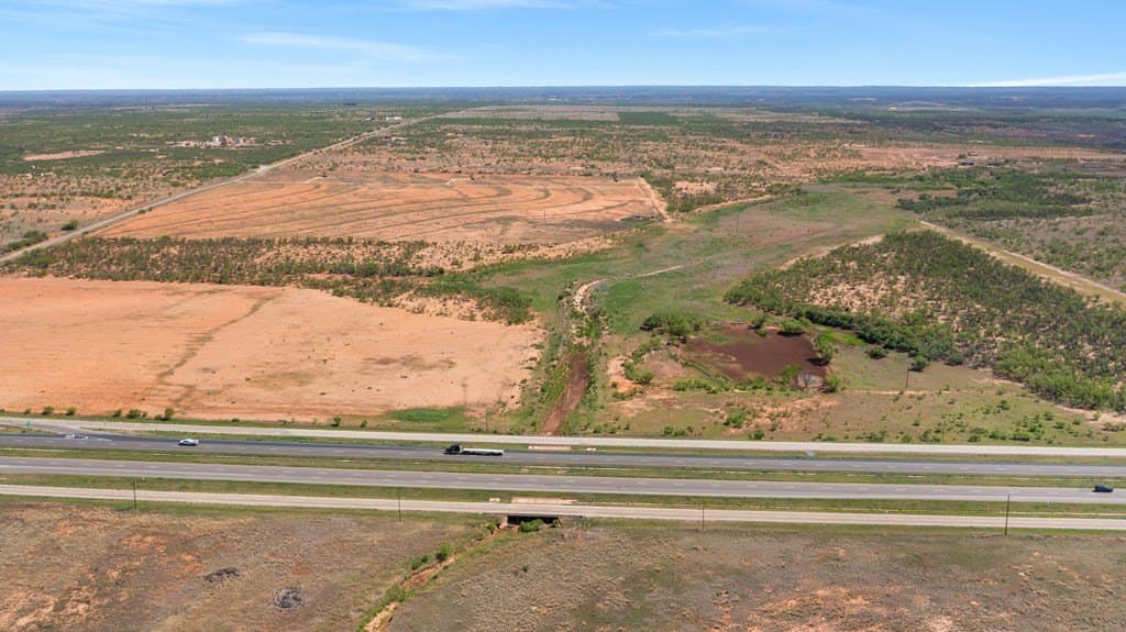 215.59 acres in Howard County - photo 6