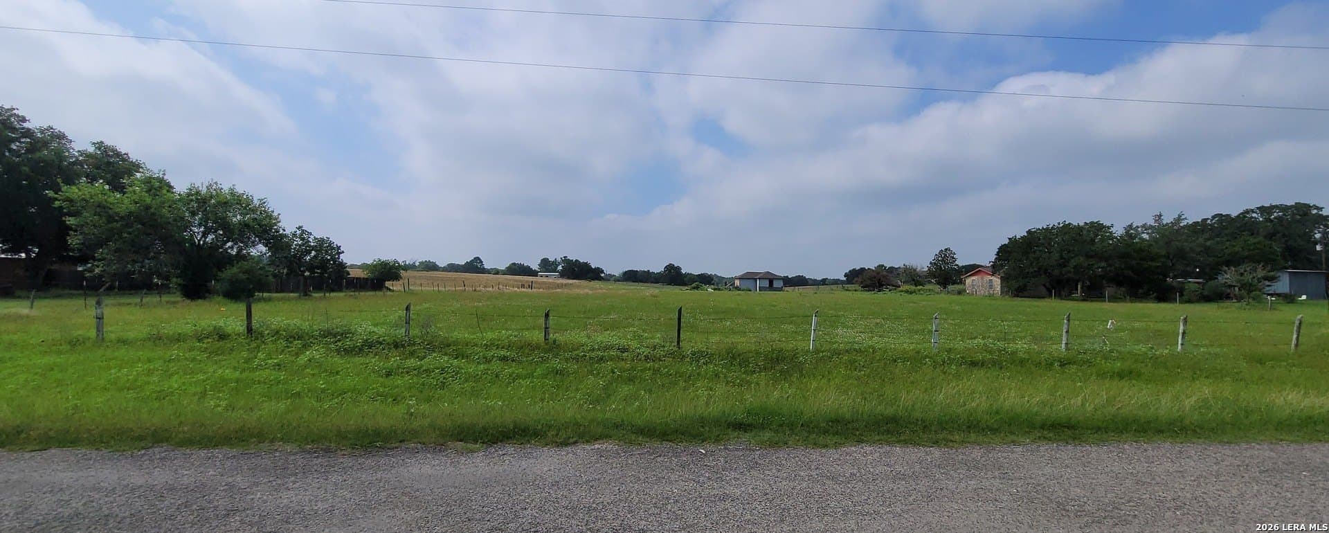 1 acres in Wilson County gallery image 2
