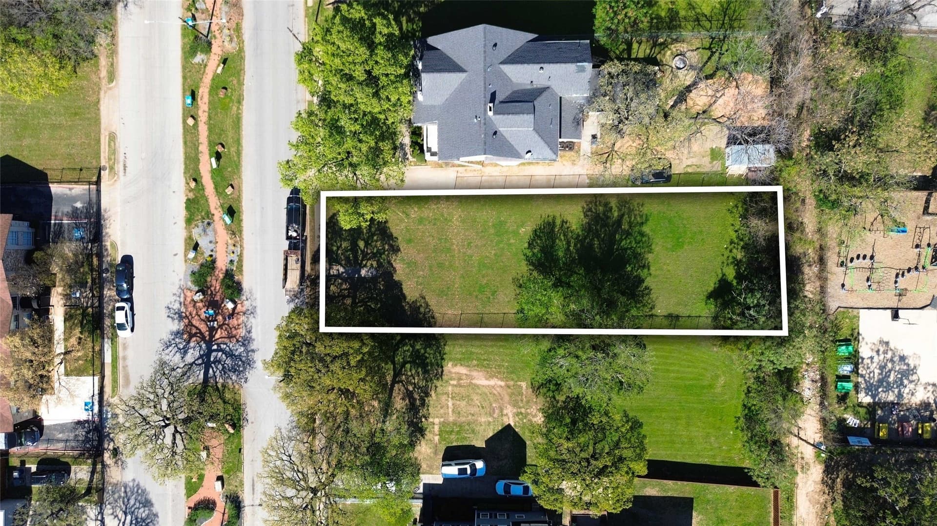 0.25 acres in Dallas County - photo 5