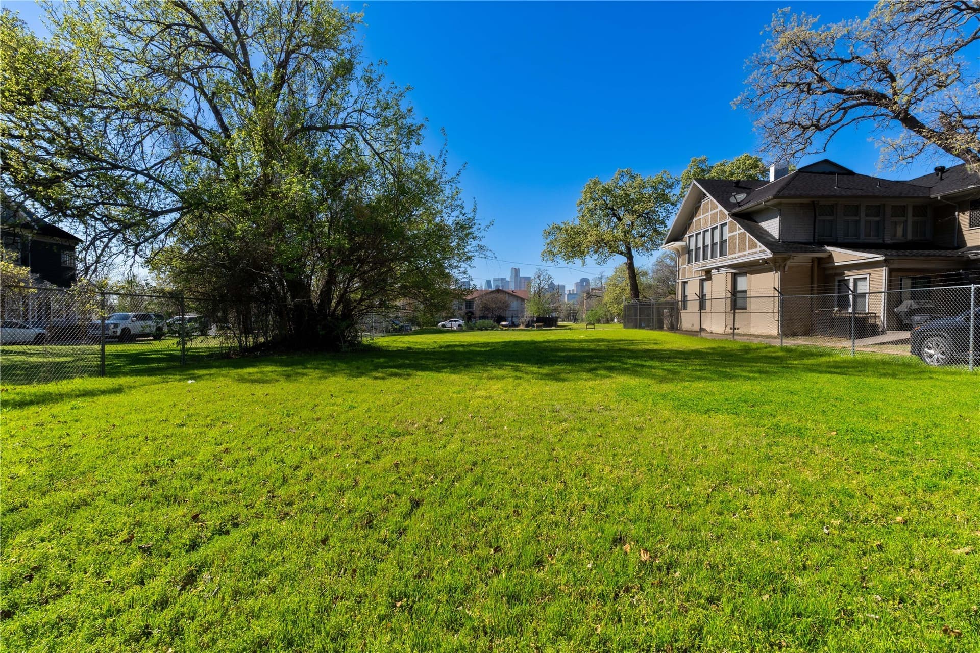 0.25 acres in Dallas County - photo 21
