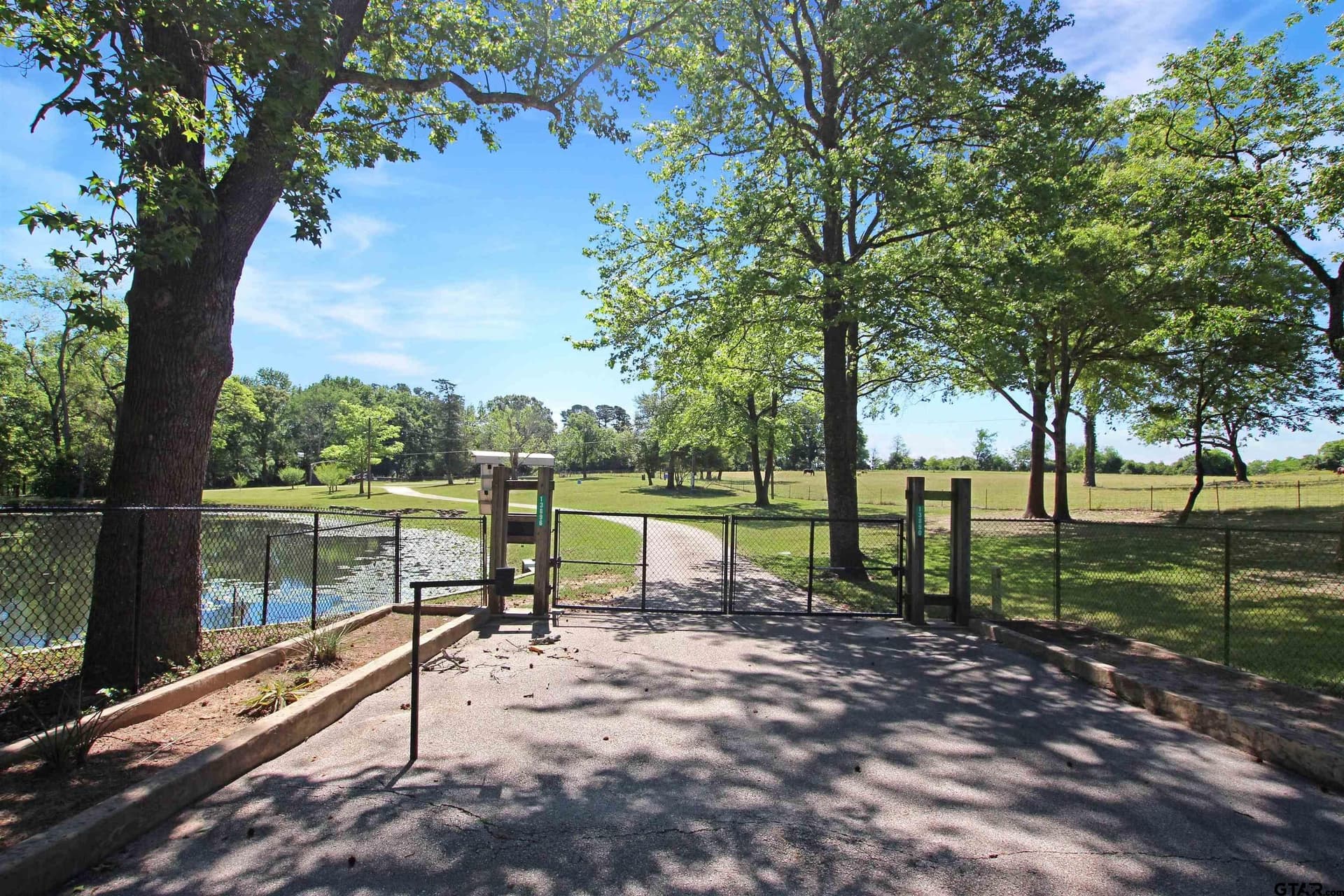 13.12 acres in Smith County gallery image 2