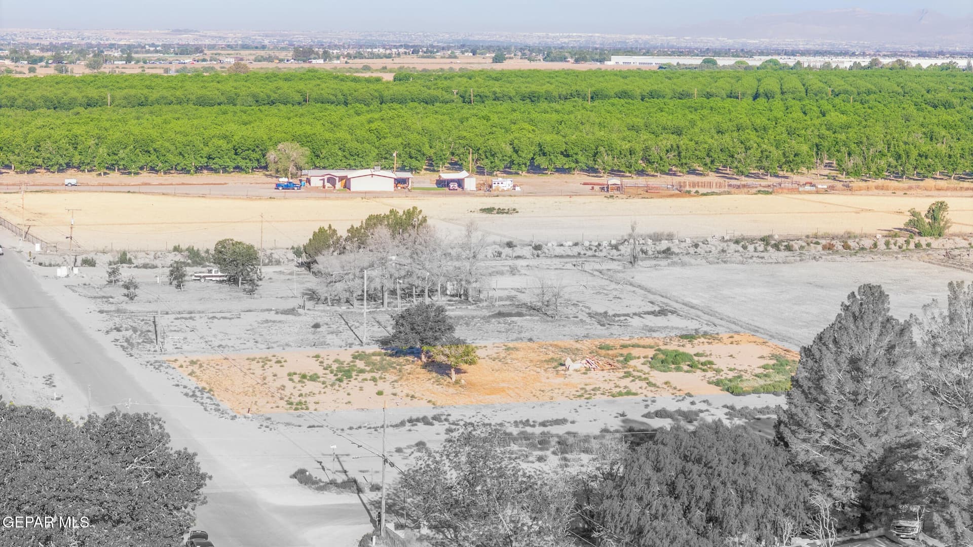 0.56 acres in El Paso County gallery image 2