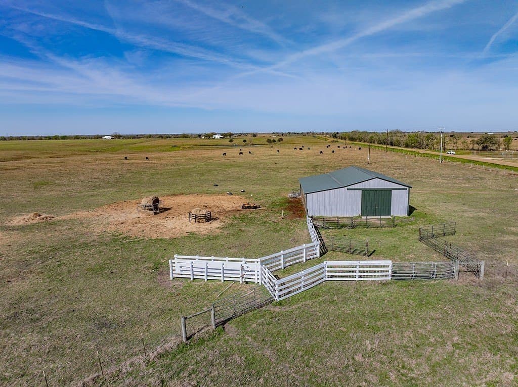 83.31 acres in Fayette County gallery image 4