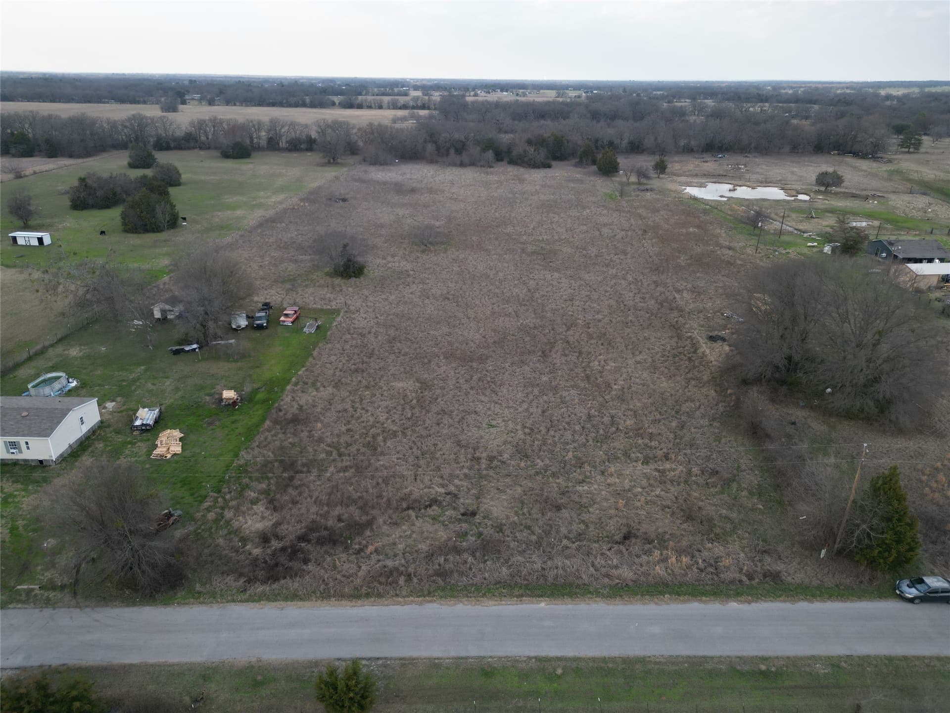7.41 acres in Kaufman County gallery image 2