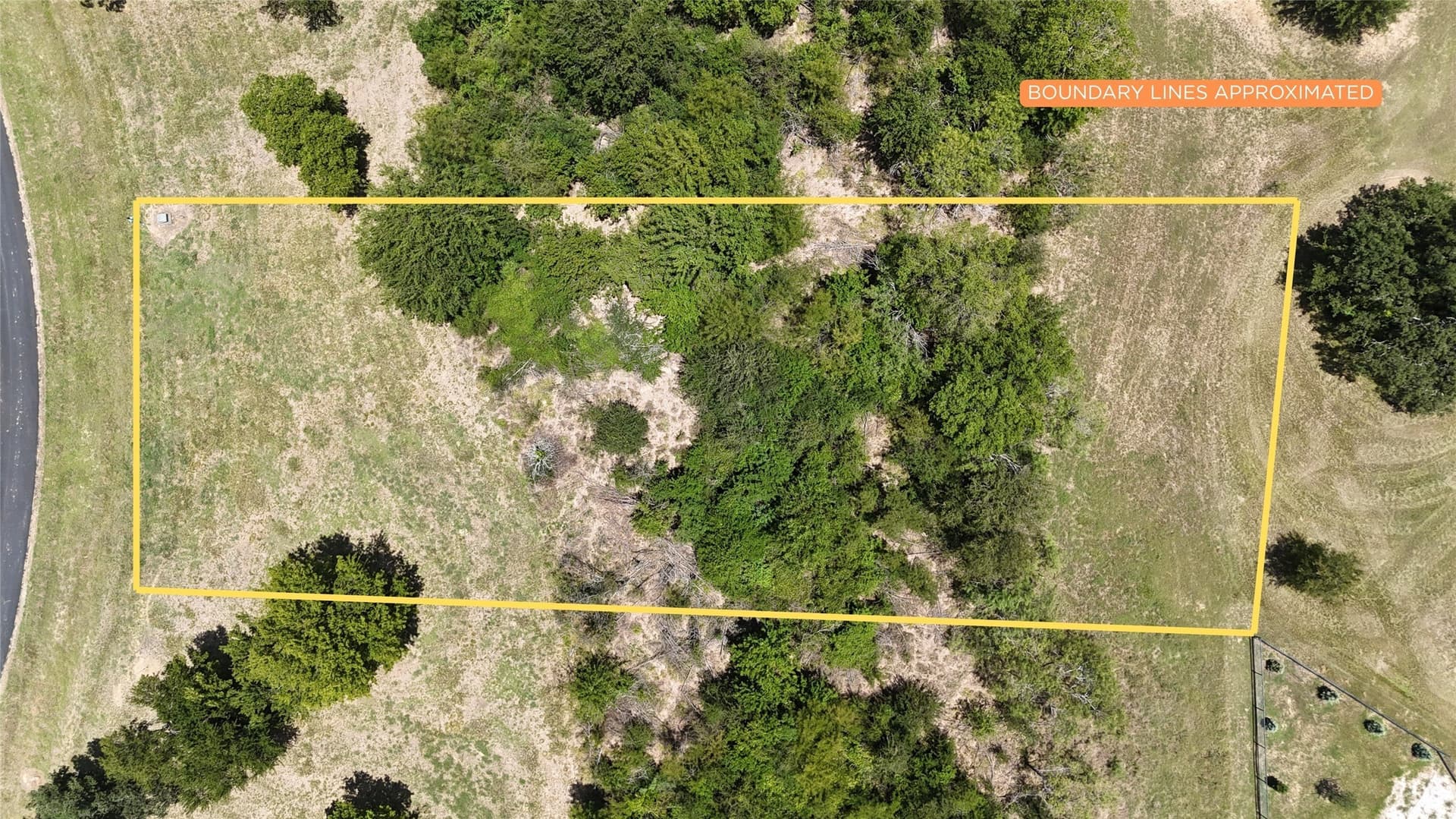 1.01 acres in Navarro County - photo 36